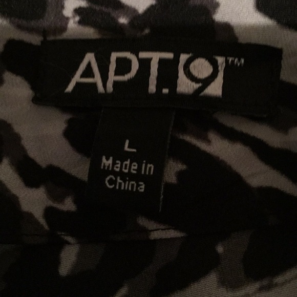 APT.9  size L sleeveless blouse very cool pattern! - Picture 5 of 5